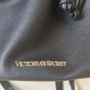 Victoria display picture 1